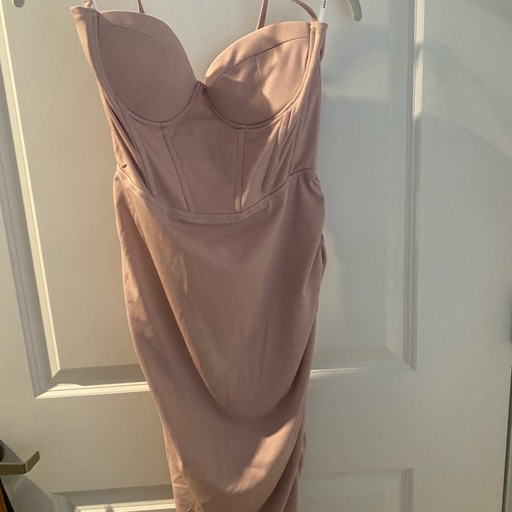 Mauve fitted dress